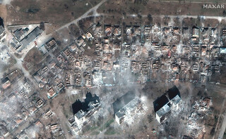 Δορυφορική εικόνα από την ισοπεδωμένη Μαριούπολη στην Ουκρανία